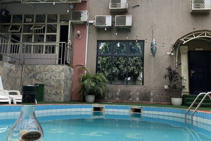 Pool 38 of 51