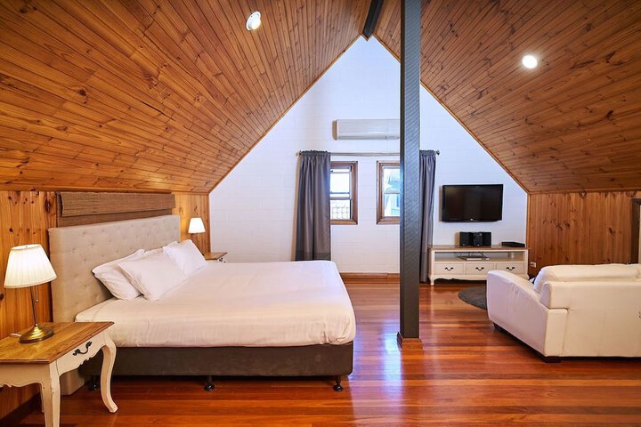 Room 6 of 40