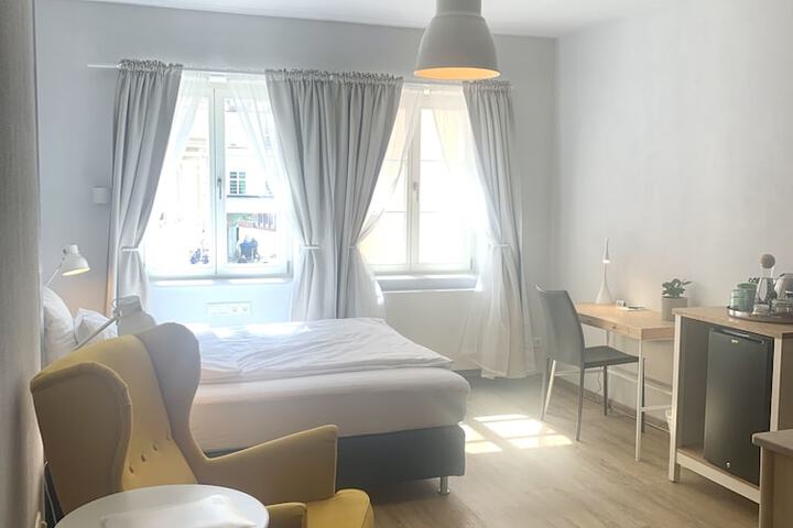 Room 14 of 34