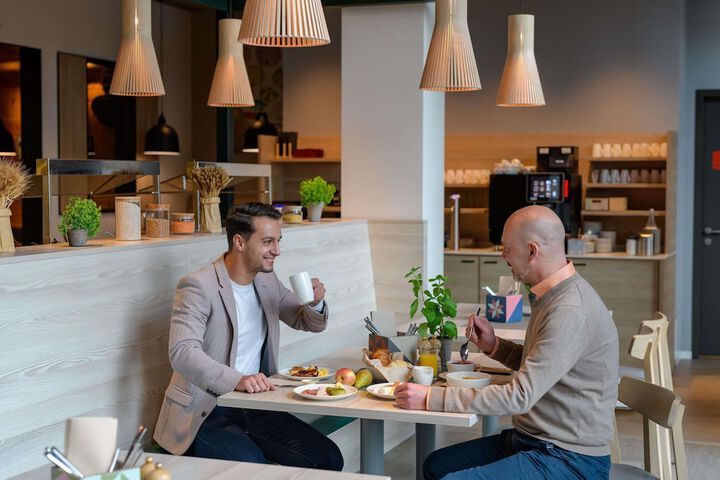 Breakfast/Coffee Service 101 of 164