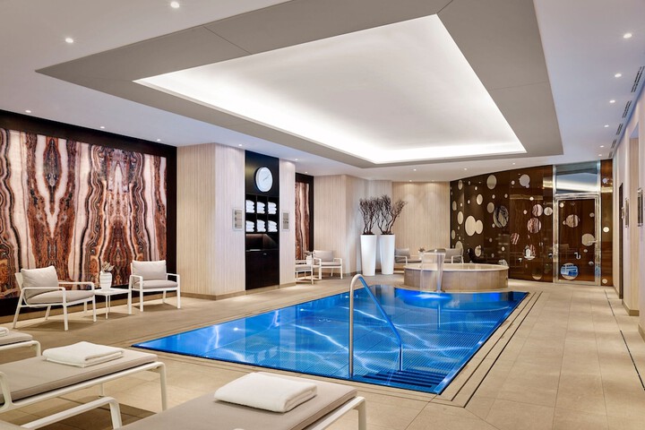 Pool 65 of 152