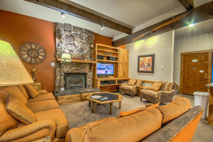 Photo of Storm Meadows Townhomes by Retreatia