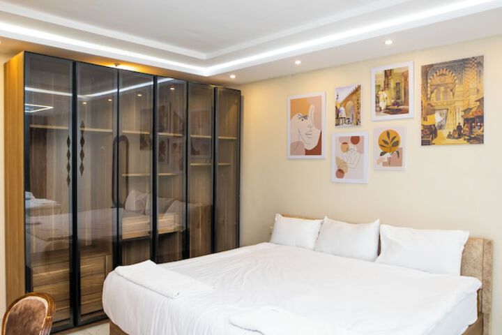 Room 75 of 177