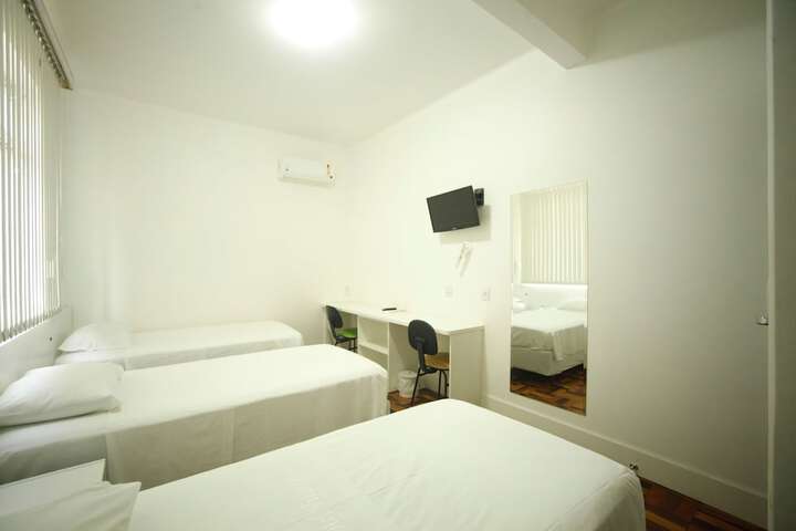 Room 40 of 63