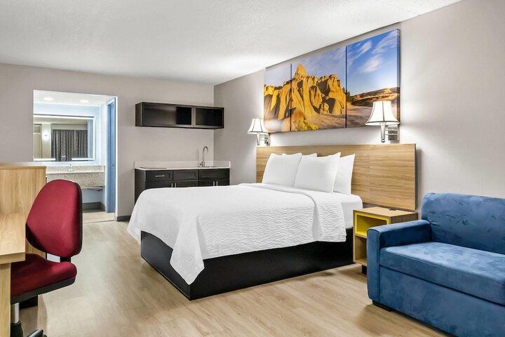 Room 21 of 79