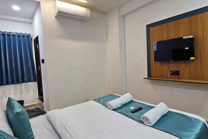 Room 3 of 22