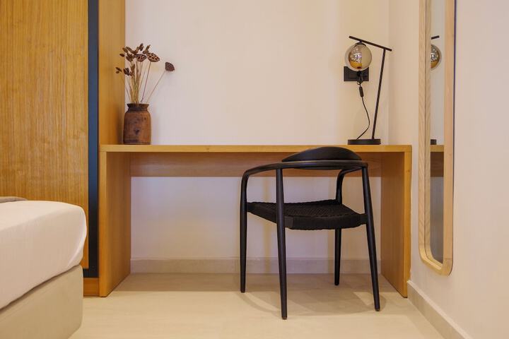 Room 64 of 186