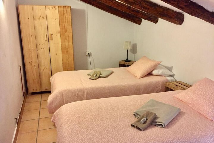 Room 10 of 60