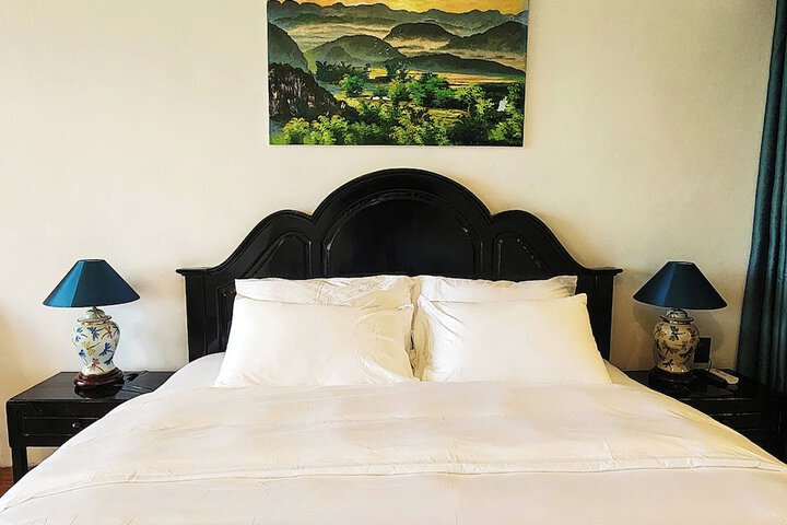 Room 11 of 20