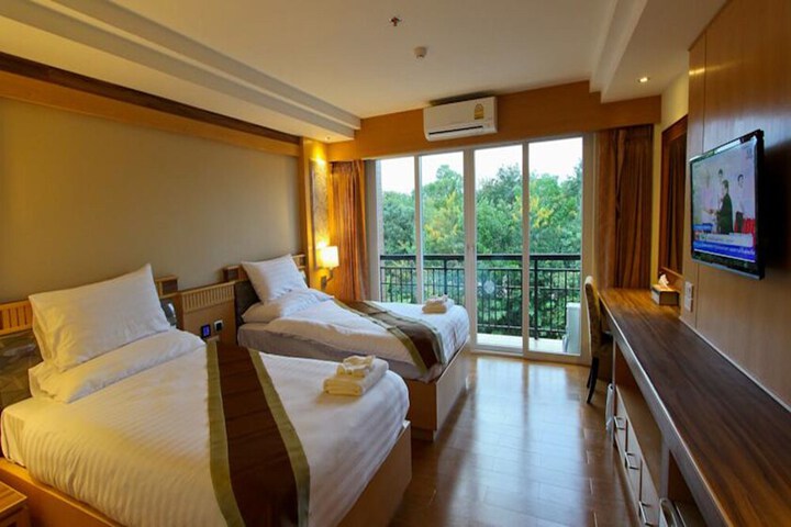 Room 8 of 39
