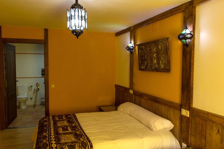 Room 12 of 49
