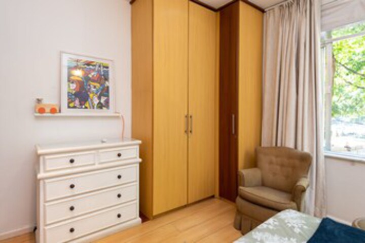 Room 25 of 35