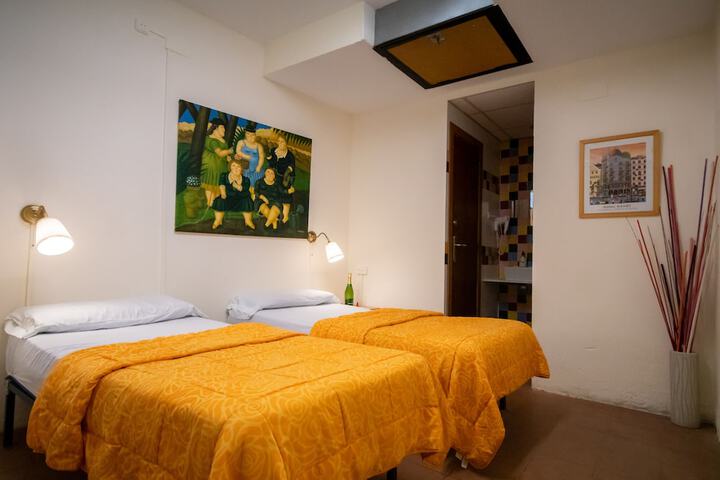 Room 16 of 147
