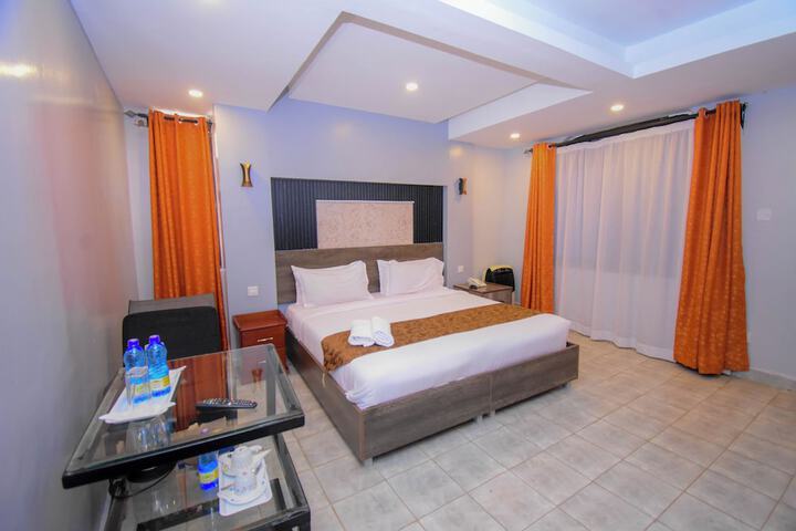 Room 29 of 96