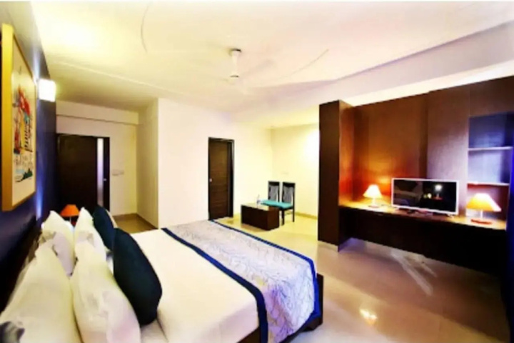 Room 2 of 25