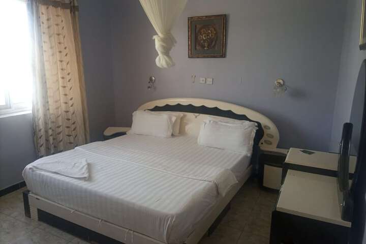 Room 20 of 44