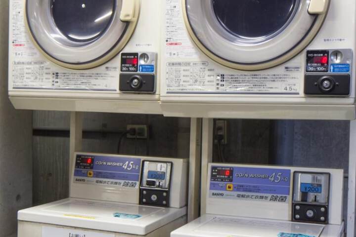 Laundry 14 of 34