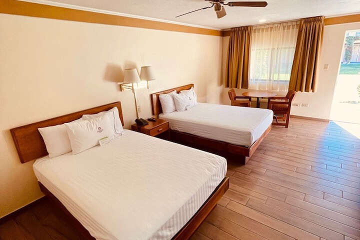 Room 2 of 18
