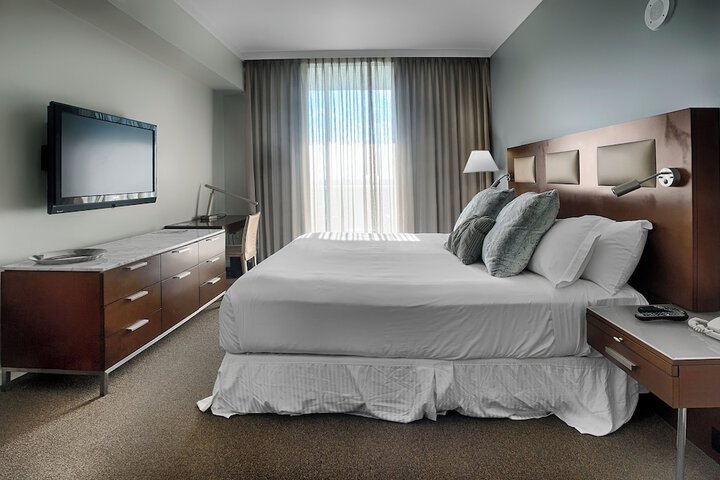 Room 26 of 196