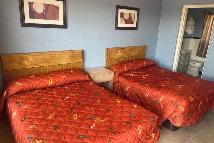 Room 19 of 35