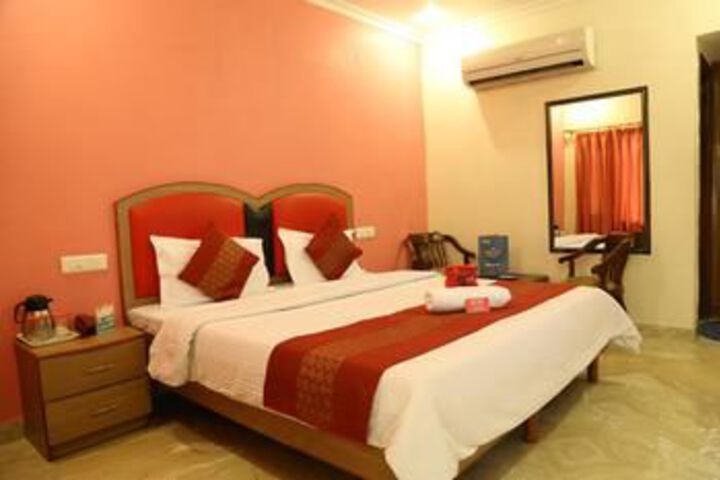 Room 7 of 20