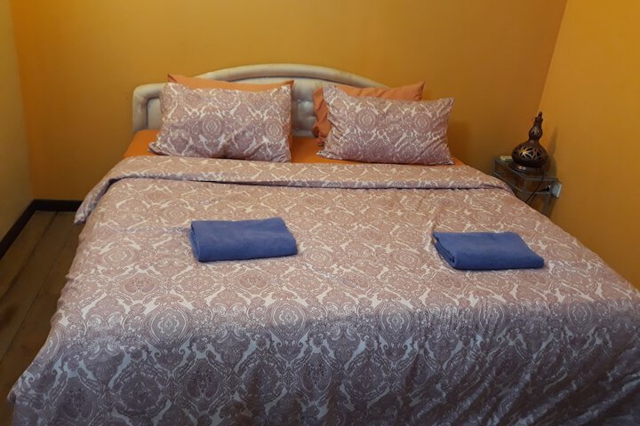 Room 10 of 26