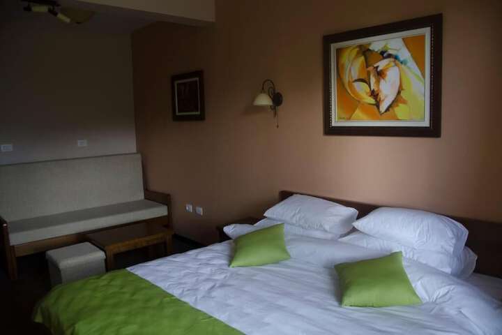 Room 26 of 109