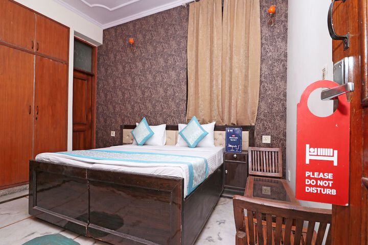 Room 19 of 25