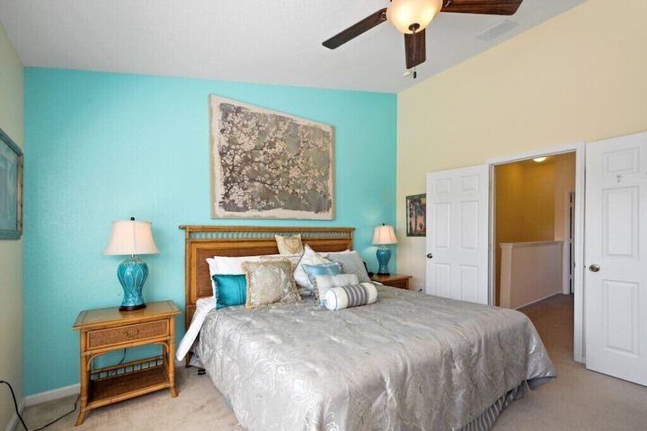 Room 2 of 11