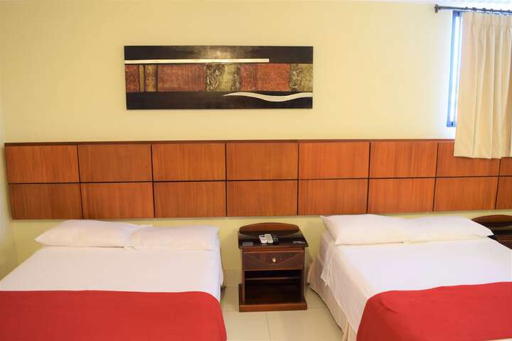 Room 6 of 74