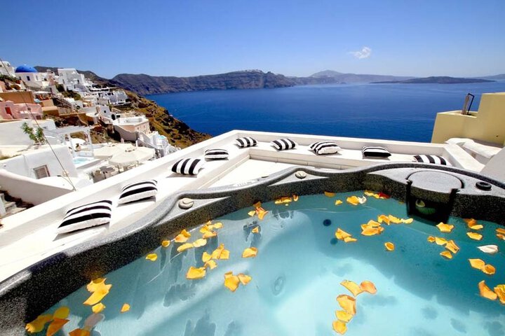Pool 2 of 3