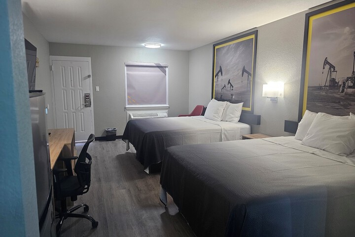 Room 14 of 31