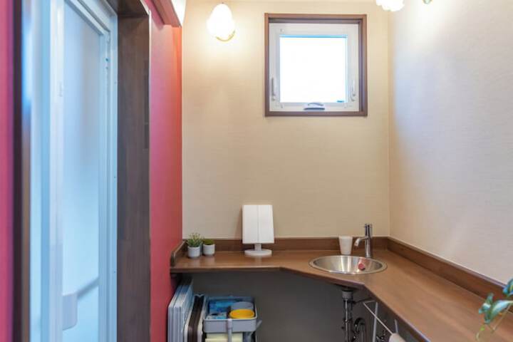 Room 33 of 54