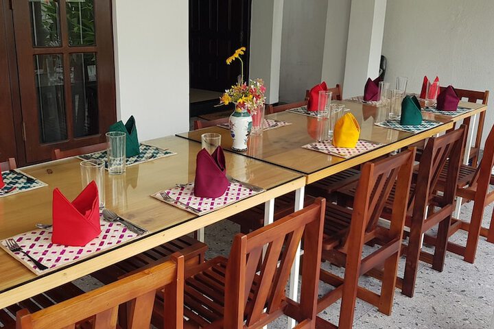 Dining 33 of 66