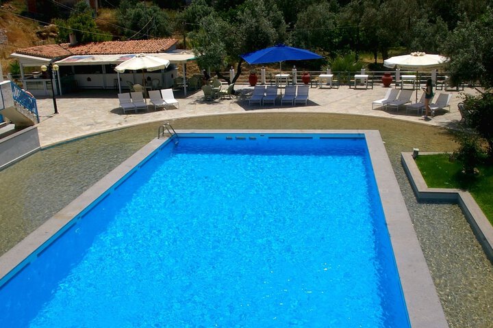 Pool 50 of 62