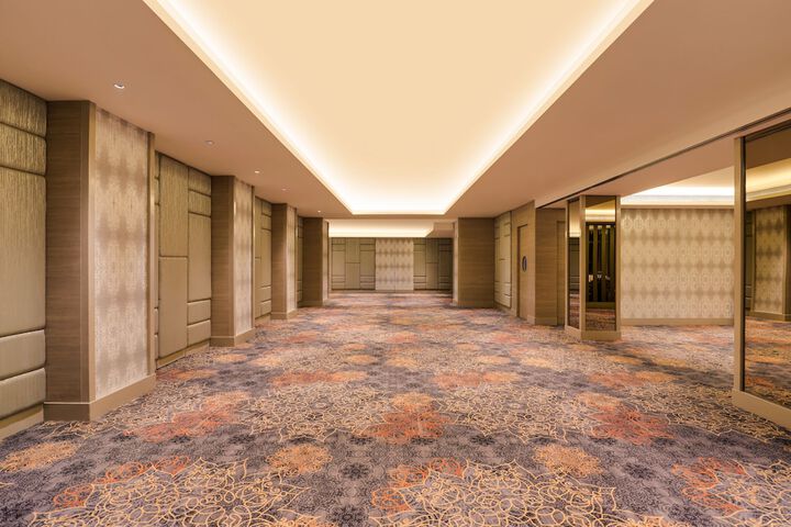 Ballroom/Hall 61 of 72