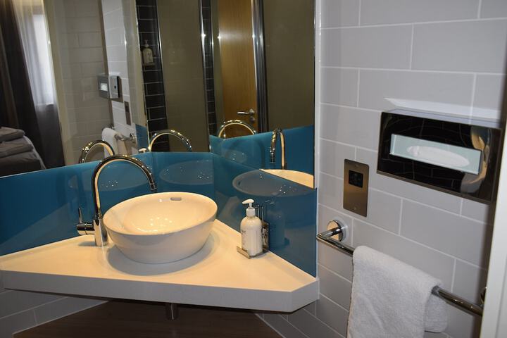 Clean Restrooms