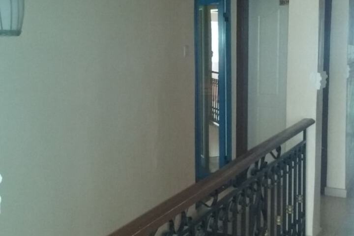 Ballroom/Hall 19 of 21