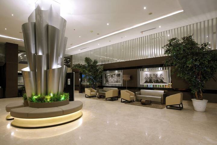Hotel Interior 4 of 60
