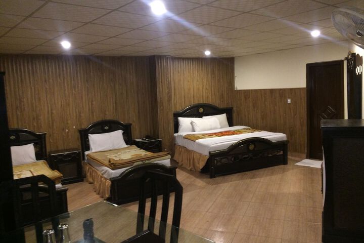 Room 19 of 35