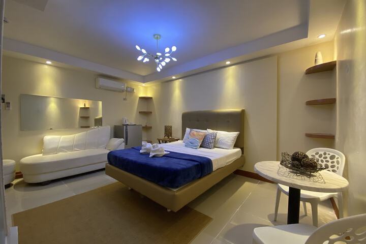 Room 3 of 27