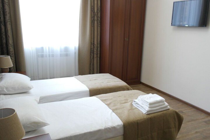 Room 12 of 60