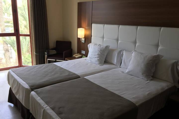 Room 13 of 54
