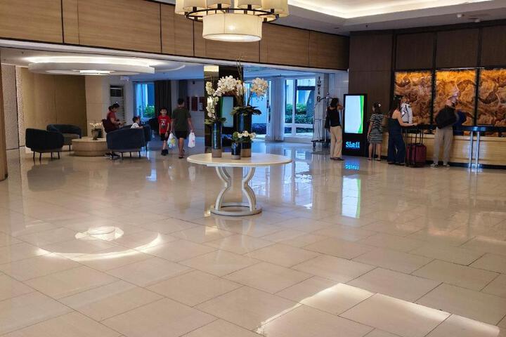 MOA Staycation Escp Amenity view atShell residence