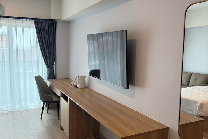 Room 21 of 66