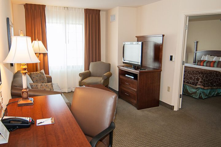 Suite with Kitchenette (10 of 17)