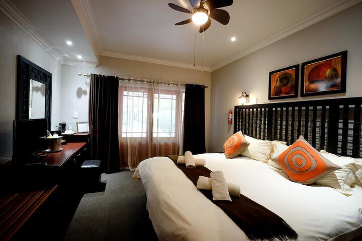 Room 12 of 47