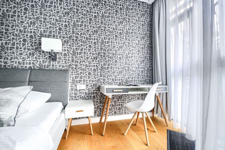 Room 47 of 272