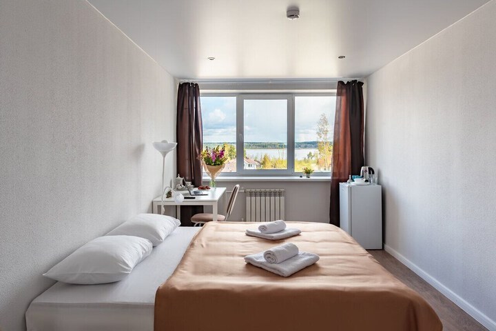 Room 15 of 21