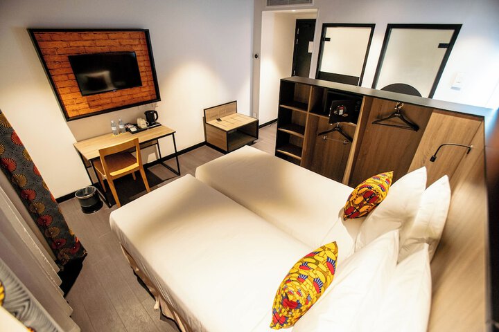 Room 21 of 72